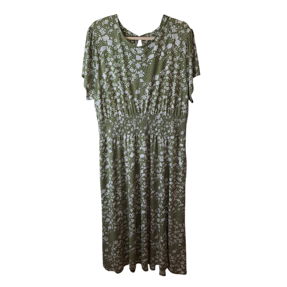 Cato 18/20W Floral Print Green Dress with Pockets Short Sleeve Elastic Waist